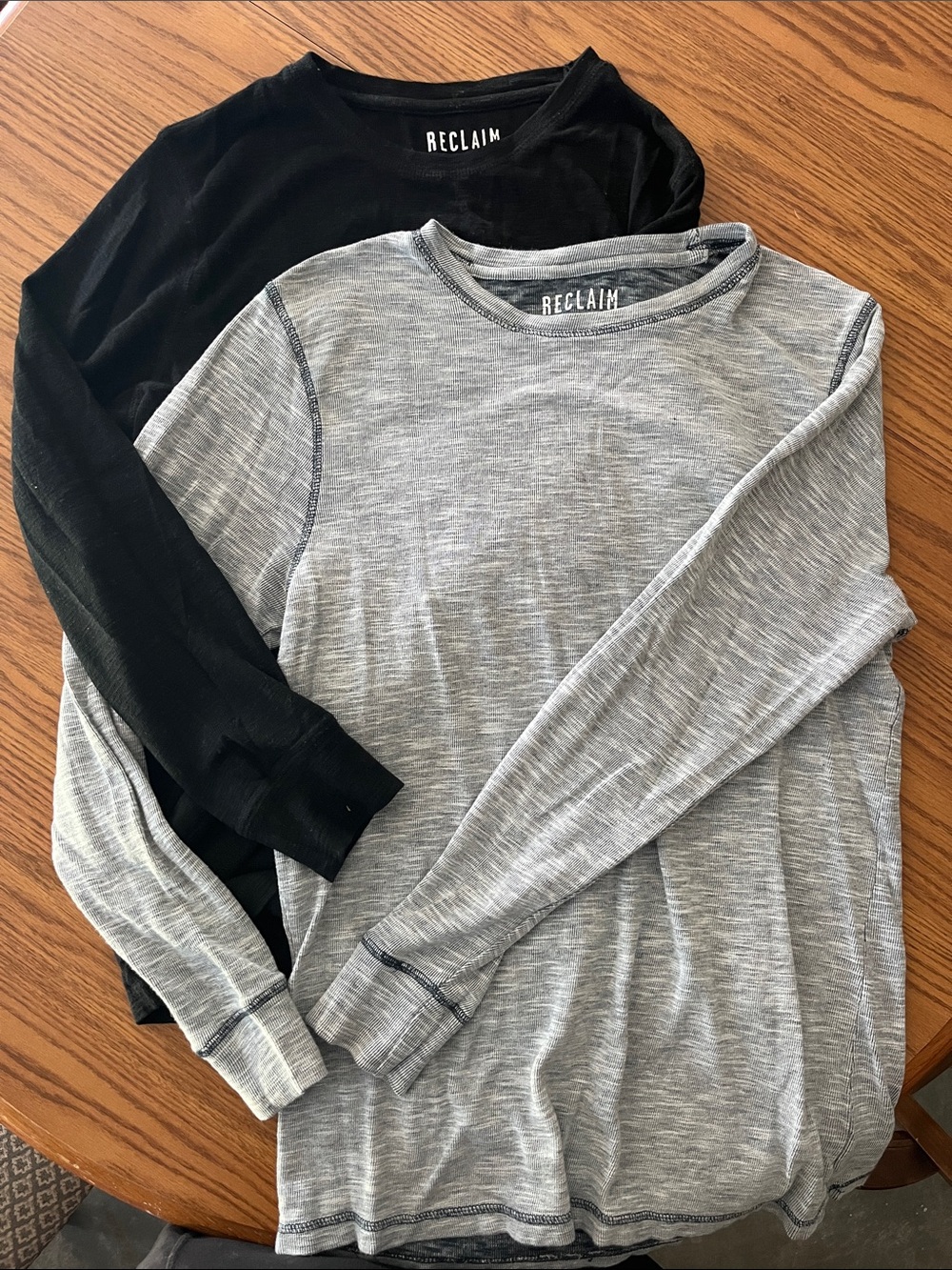 Reclaimed Vintage Men's Long Sleeve Shirt - Black & Grey-Heather Blue